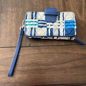 RFID Smartphone Wristlet Santiago Waven.  New